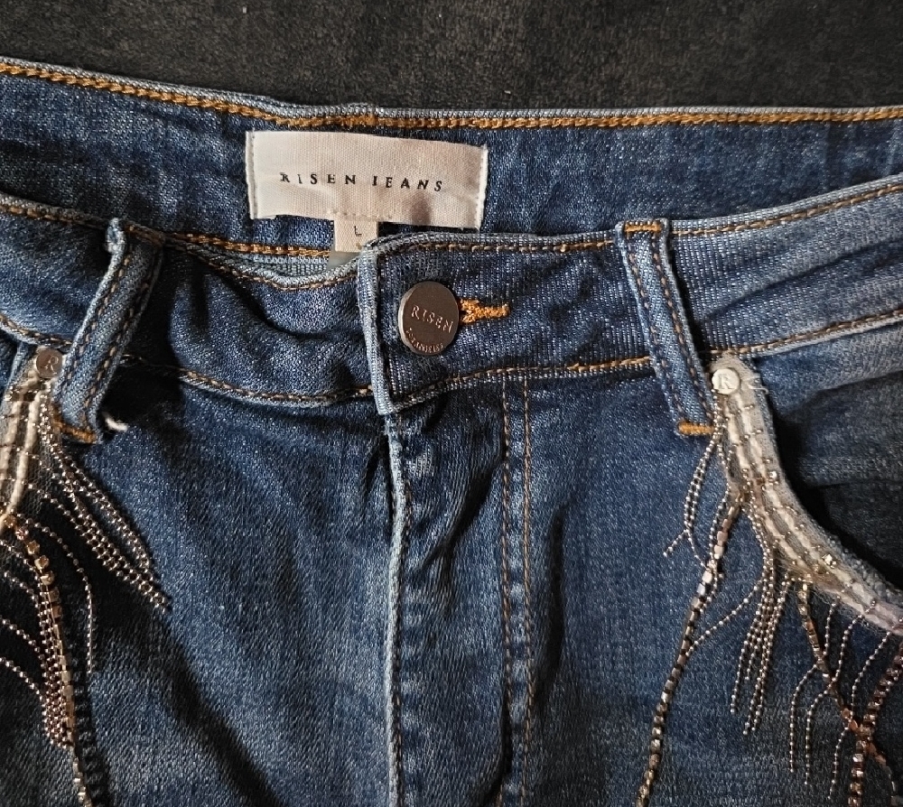 Risen Distressed Blue Jean Shorts with Raw Hem - Picture 2 of 4